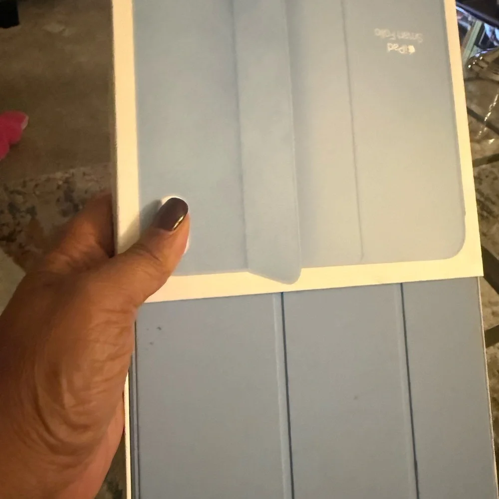 Apple Light Gray Tablet Cover